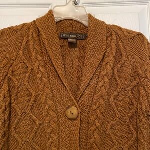 Women’s M Inis Crafts Ireland 100% Merino wool cardigan cable knit sweater gold
